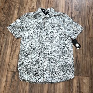 Large Volcom short sleeve button up